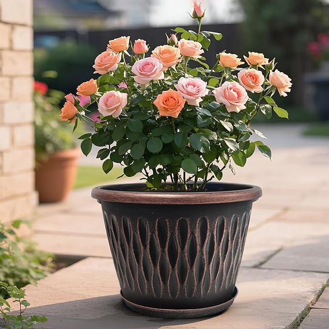 Usocik 4 Pack 10 Inch Retro Plant Pots, Vintage Striped Flower Pots with Drainage Hole & Saucer, Large Plastic Planters for Indoor and Outdoor Plants, Decorative Garden Pots(Copper)
