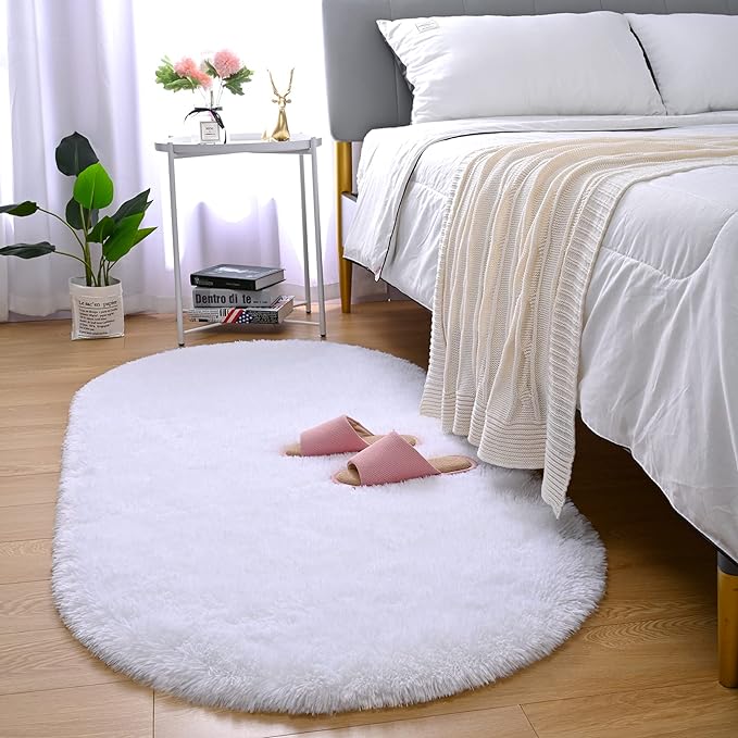 Merelax Soft Shaggy Rug for Kids Bedroom, Oval 2.6'x5.3' White Plush Fluffy Carpets for Living Room, Furry Carpet for Teen Girls Room, Anti-skid Fuzzy Comfy Rug for Nursery Decor Cute Baby Play Mat