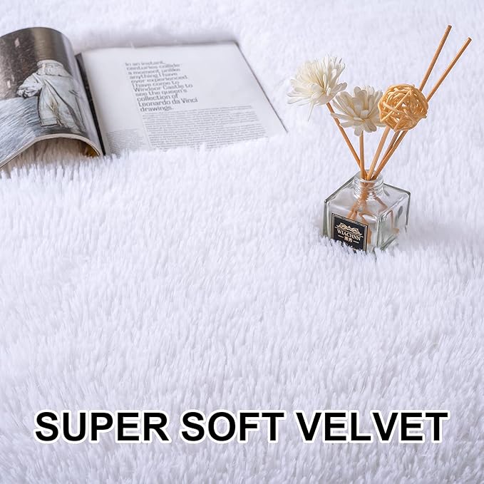 Merelax Soft Shaggy Rug for Kids Bedroom, Oval 2.6'x5.3' White Plush Fluffy Carpets for Living Room, Furry Carpet for Teen Girls Room, Anti-skid Fuzzy Comfy Rug for Nursery Decor Cute Baby Play Mat